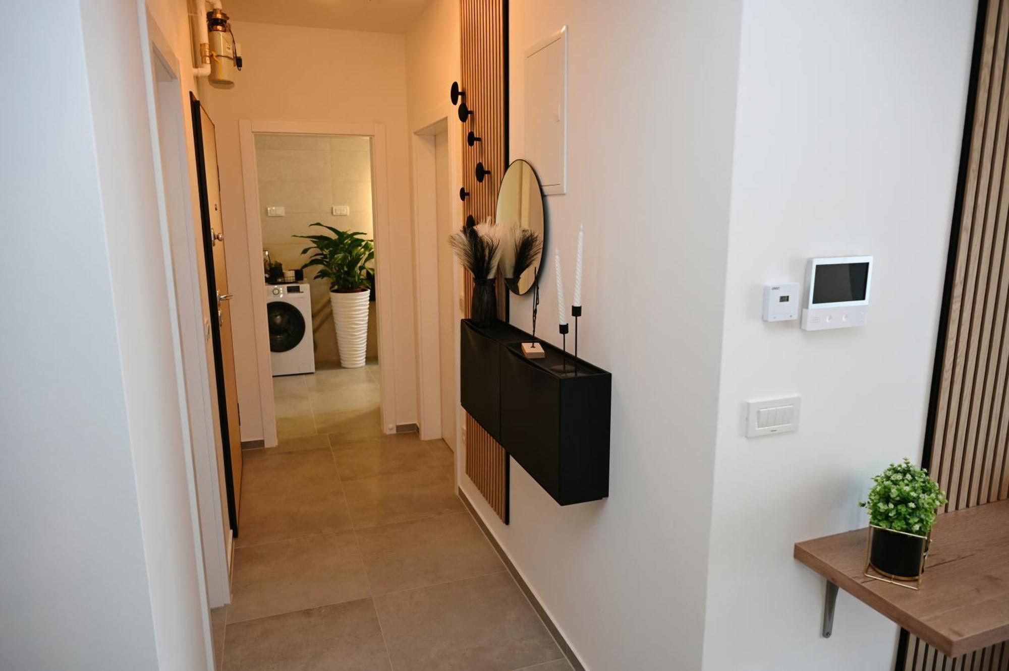 Adrianik Apartment Zagreb Luaran gambar